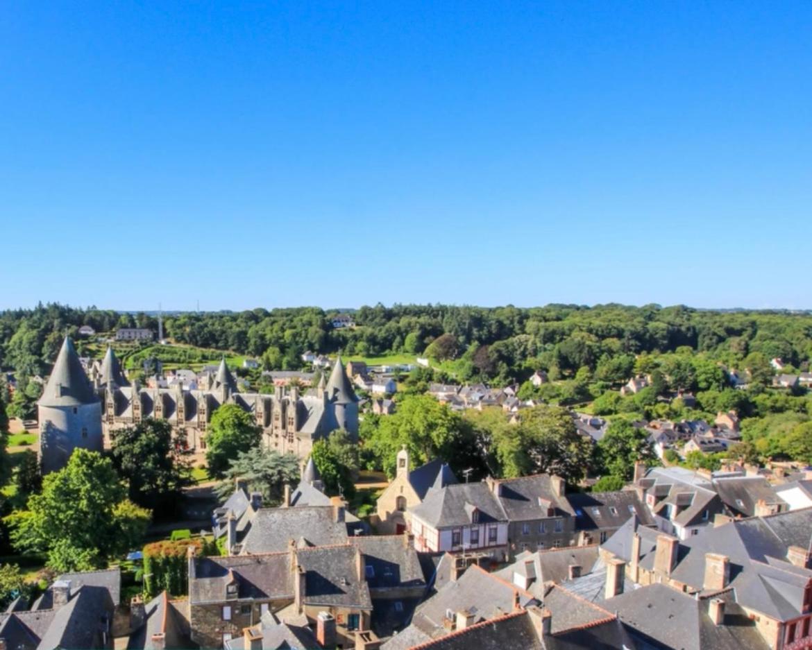 Home Vert La Suite Forges de Lanouee Bagian luar foto