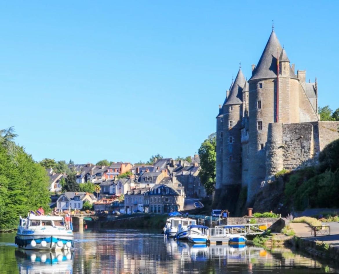 Home Vert La Suite Forges de Lanouee Bagian luar foto
