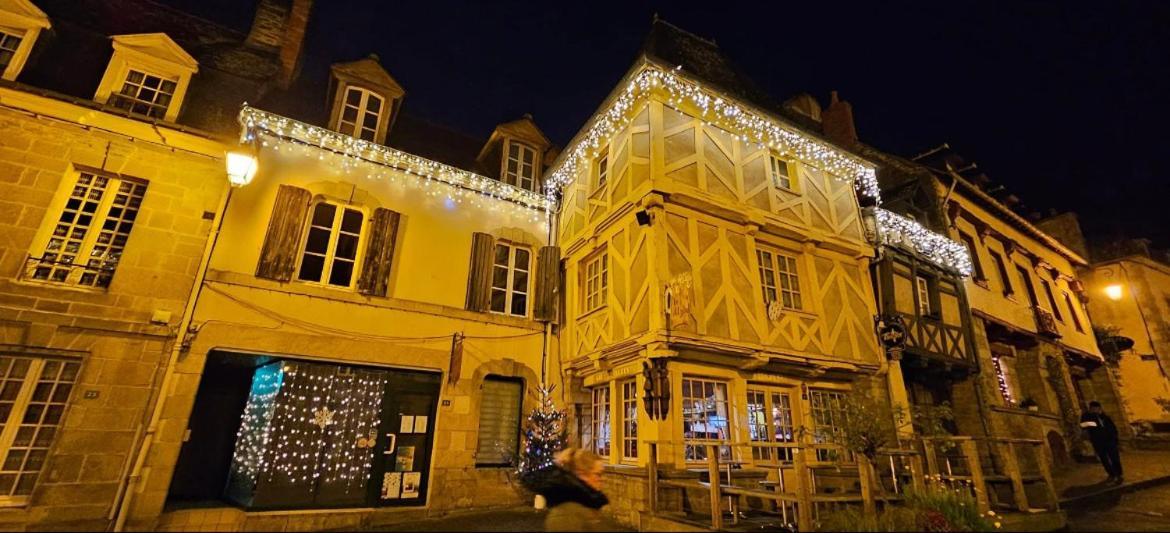 Home Vert La Suite Forges de Lanouee Bagian luar foto